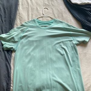 Lululemon short sleeve